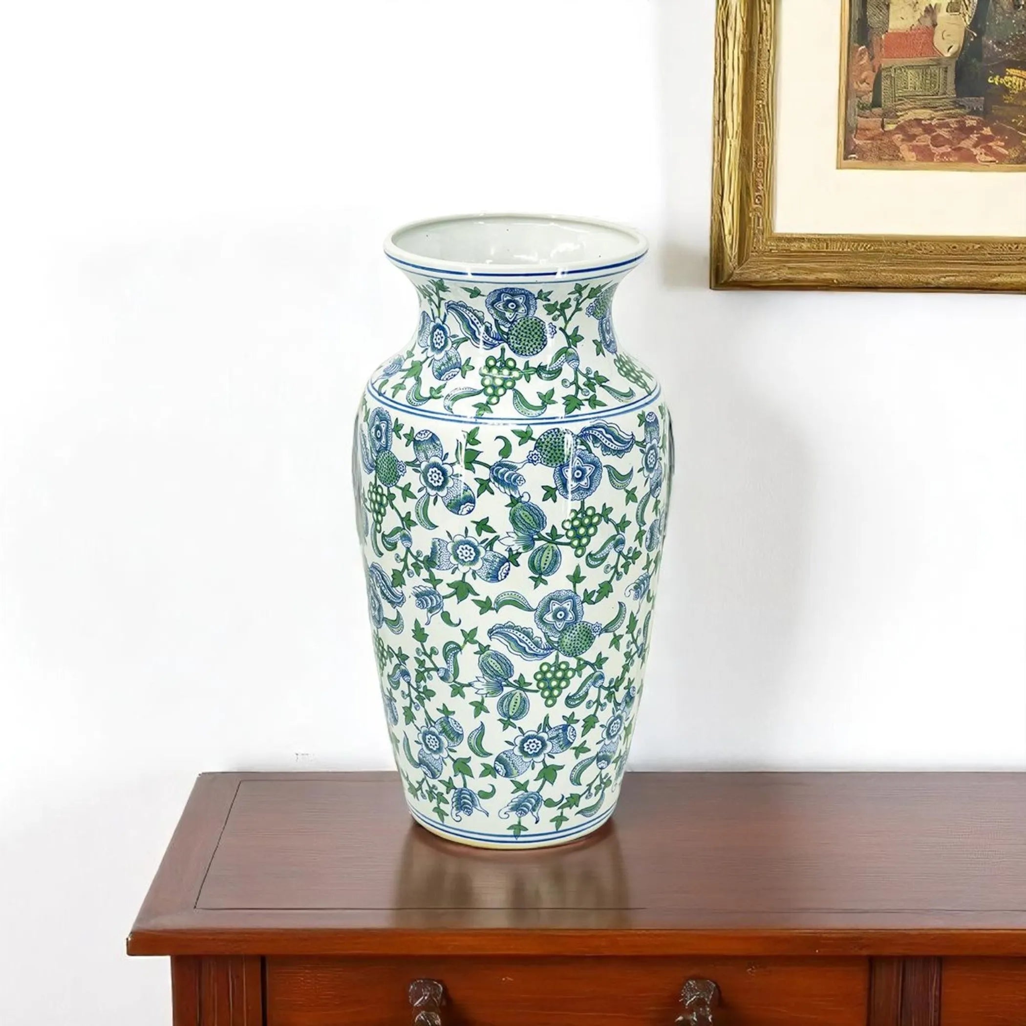 Chinoiserie Porcelain Table Vase
